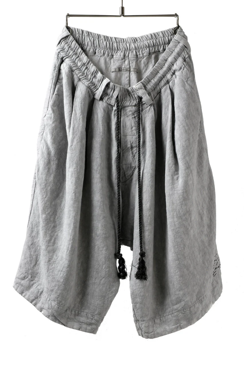 _vital tucked volume short pants / japanese-ink dyed linen (L.GREY)