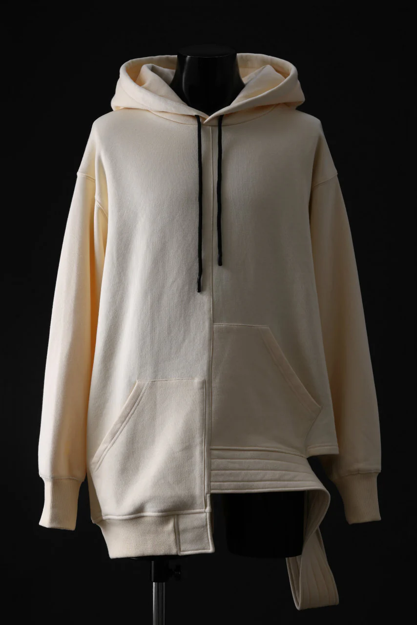 A.F ARTEFACT ASYMMETRY LOOP HEM SWEAT HOODIE (CREAM)