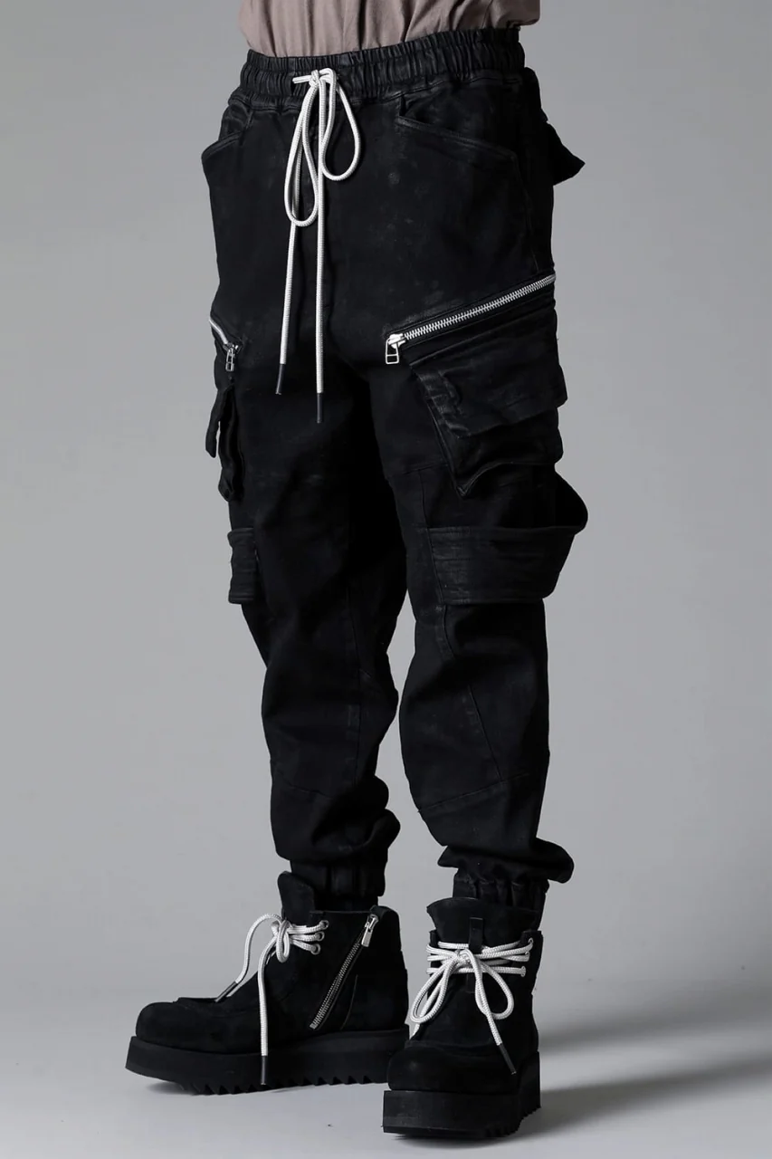 A.F ARTEFACT BELTED DETAIL JOGGER 2.0 / BRUSHED BACK COATING DENIM (BLACK) - Image 17