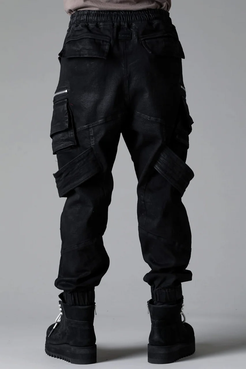 A.F ARTEFACT BELTED DETAIL JOGGER 2.0 / BRUSHED BACK COATING DENIM (BLACK) - Image 20