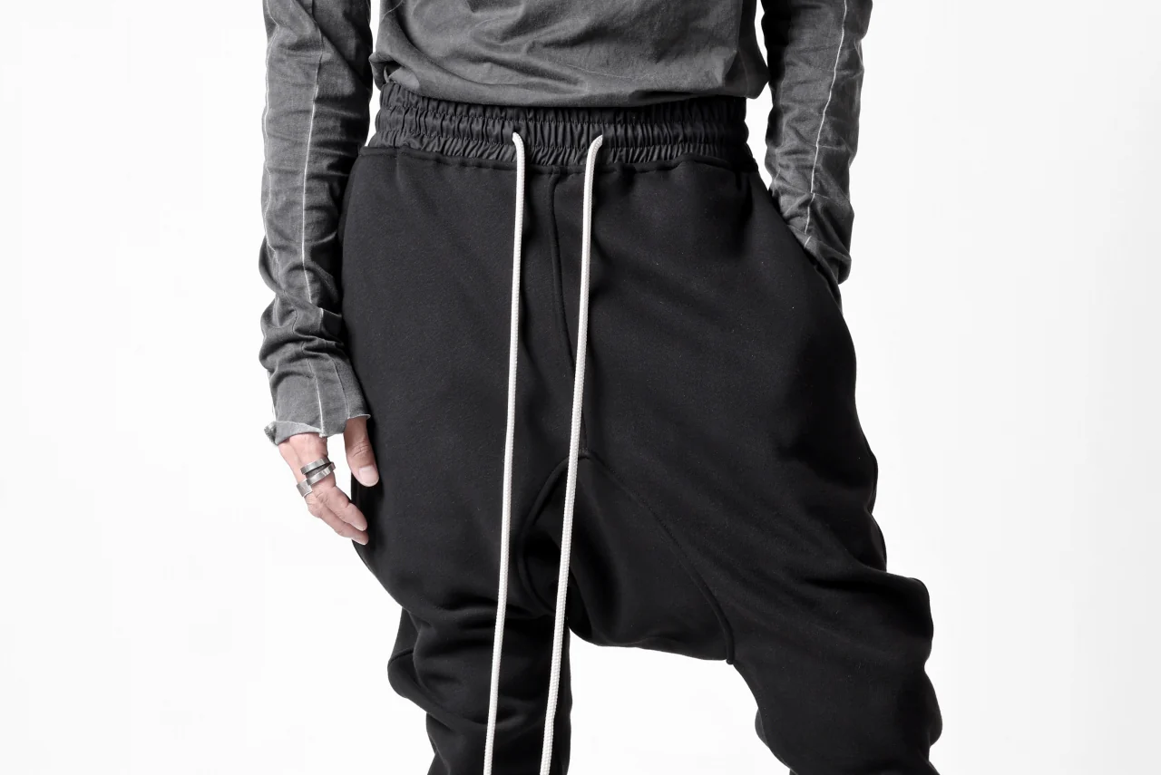 A.F ARTEFACT BOMBER HEAT SARROUEL SKINNY PANTS (BLACK) - Image 40