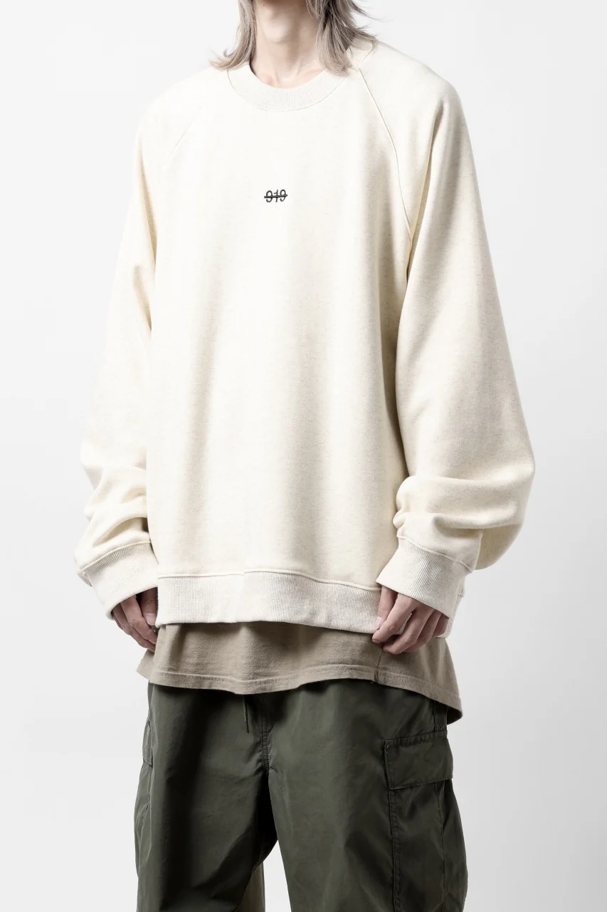 A.F ARTEFACT BOMBERHEAT® BACK LOGO DOLMAN TOPS (CREAM) - Image 13