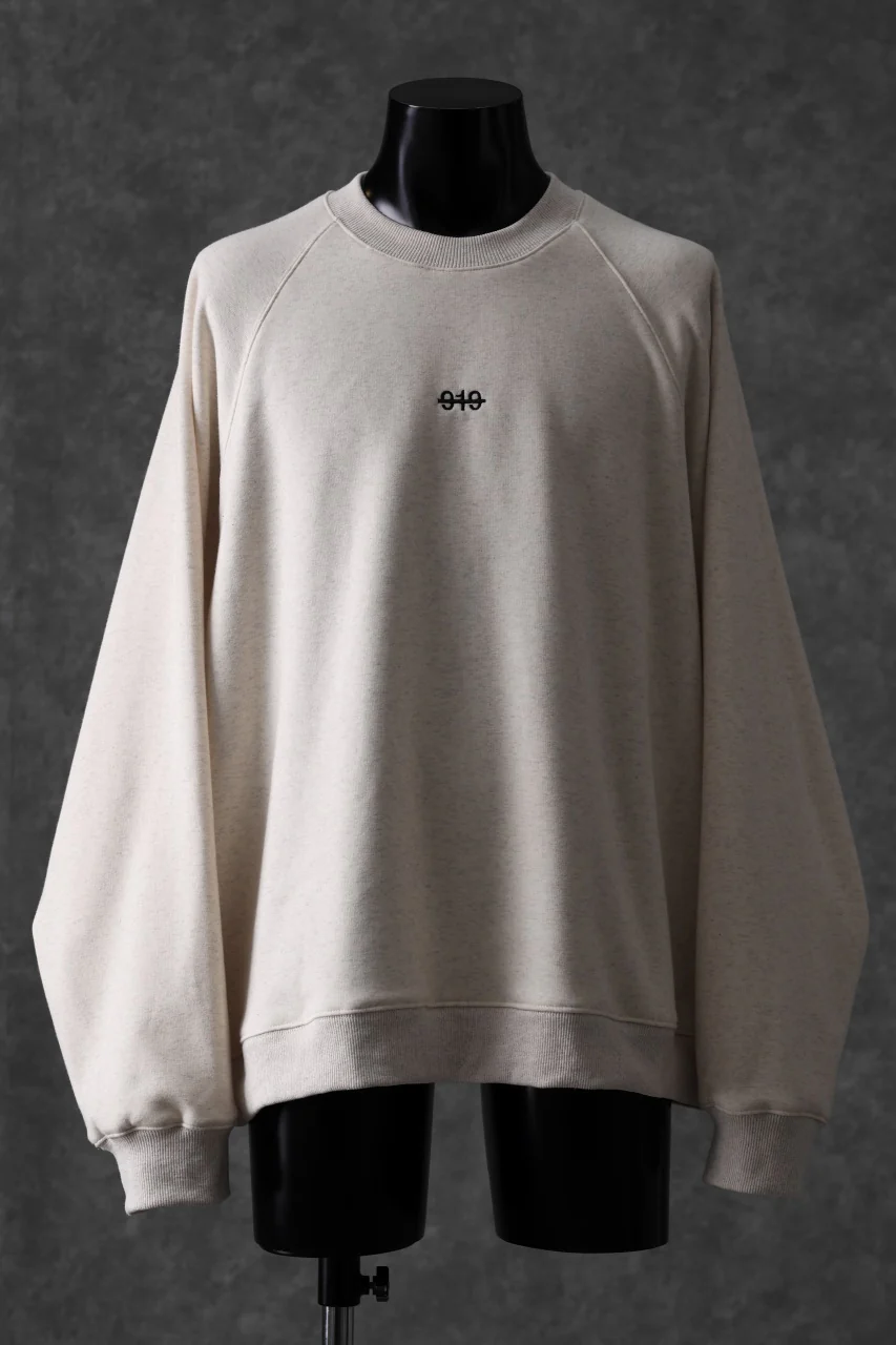 A.F ARTEFACT BOMBERHEAT® BACK LOGO DOLMAN TOPS (CREAM) - Image 3