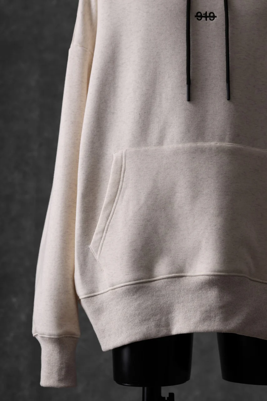 A.F ARTEFACT BOMBERHEAT® BACK LOGO HOODIE (CREAM) - Image 6