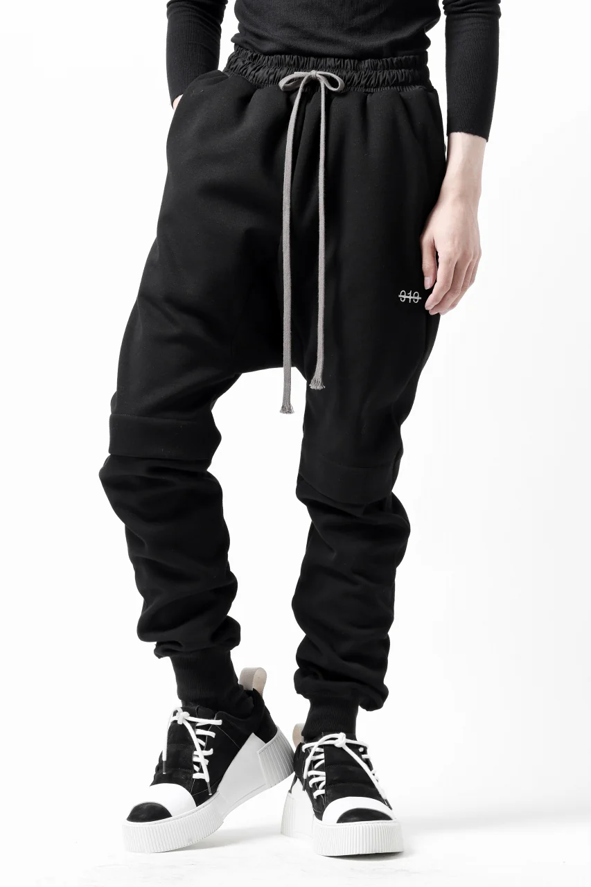 A.F ARTEFACT BOMBERHEAT® SAROUEL EASY PANTS (BLACK) - Image 5