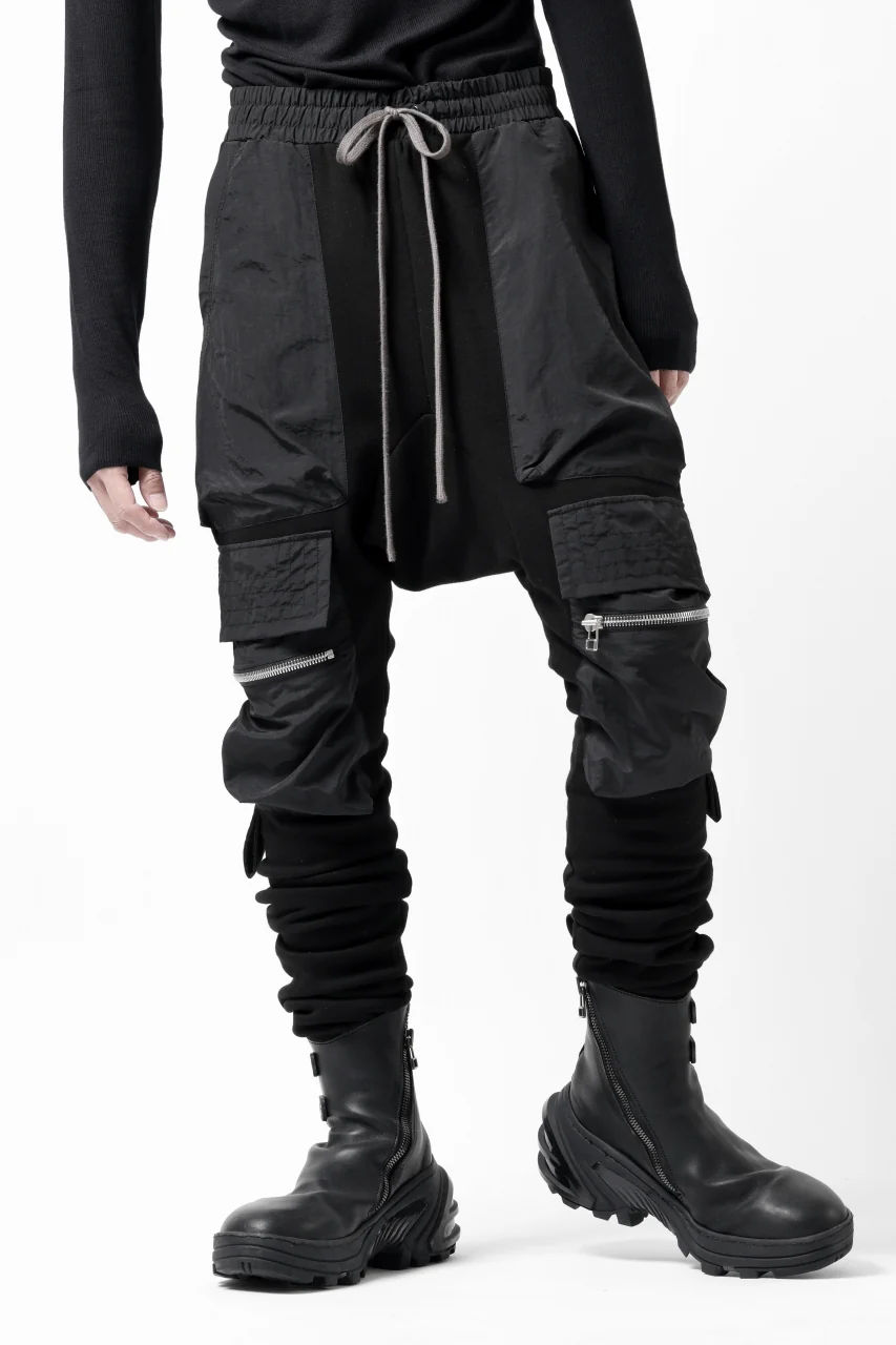 A.F ARTEFACT COMBINATION ZIPPER SARROUEL SKINNY PANTS / BOMBER HEAT® + NYLON (BLACK) - Image 3
