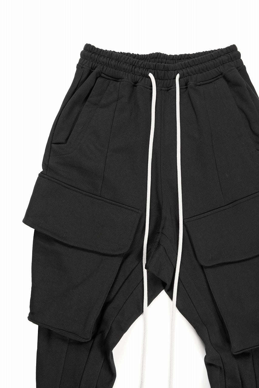 A.F ARTEFACT CARGO JOHDPURS SWEAT PANTS (BLACK) - Image 3