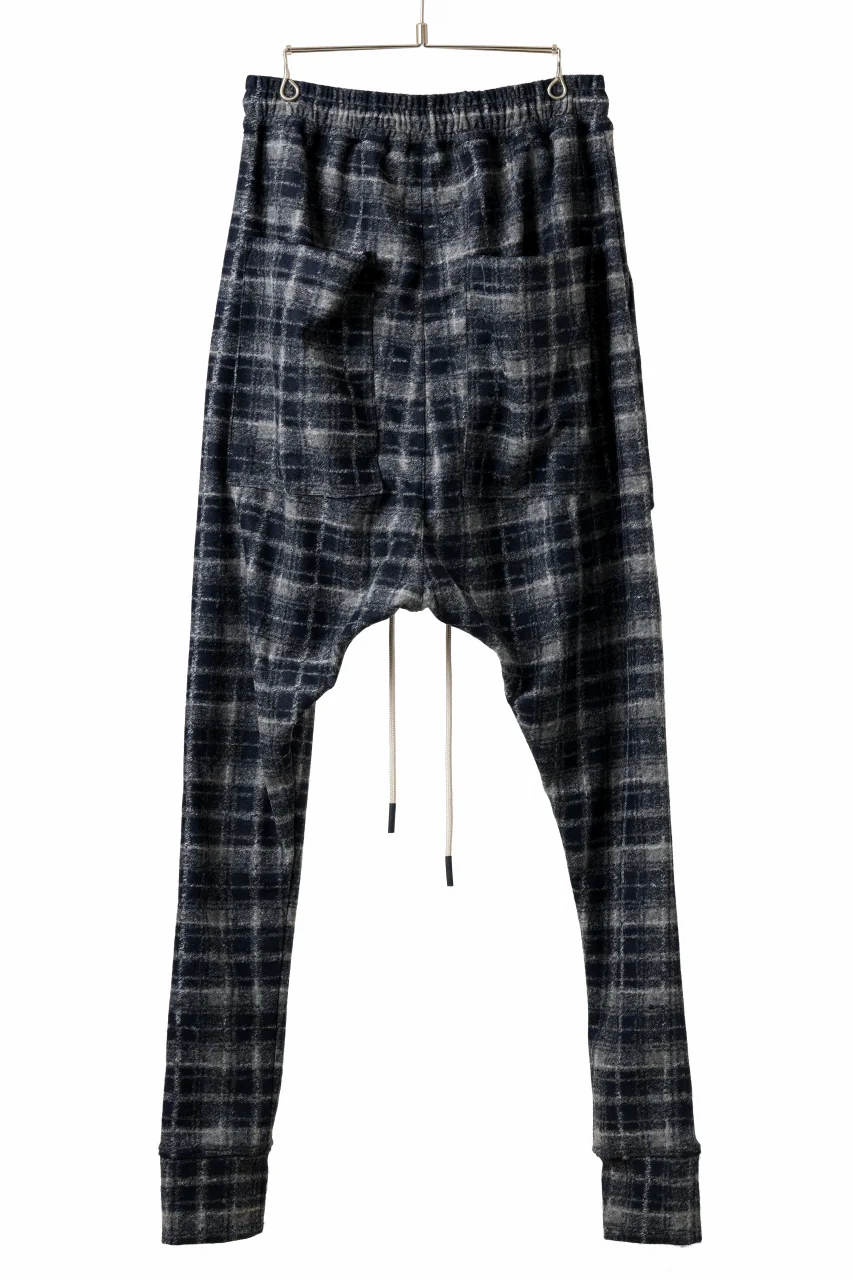 A.F ARTEFACT CHECK JOHDPHURS PANTS (BLACK GREY x BLACK) - Image 3