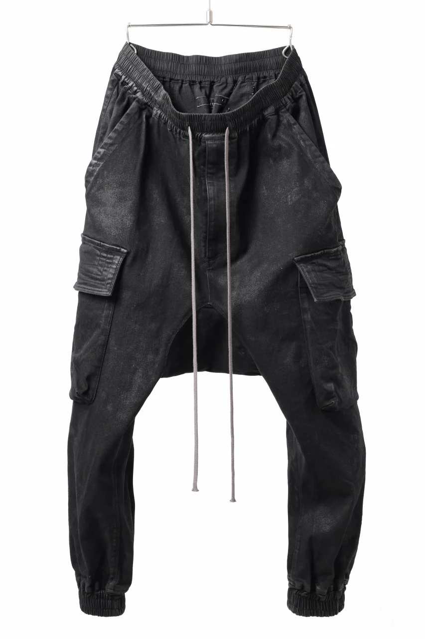 A.F ARTEFACT COATED EASY SARROUEL CARGO PANTS / HI-STRETCH DENIM (BLACK)