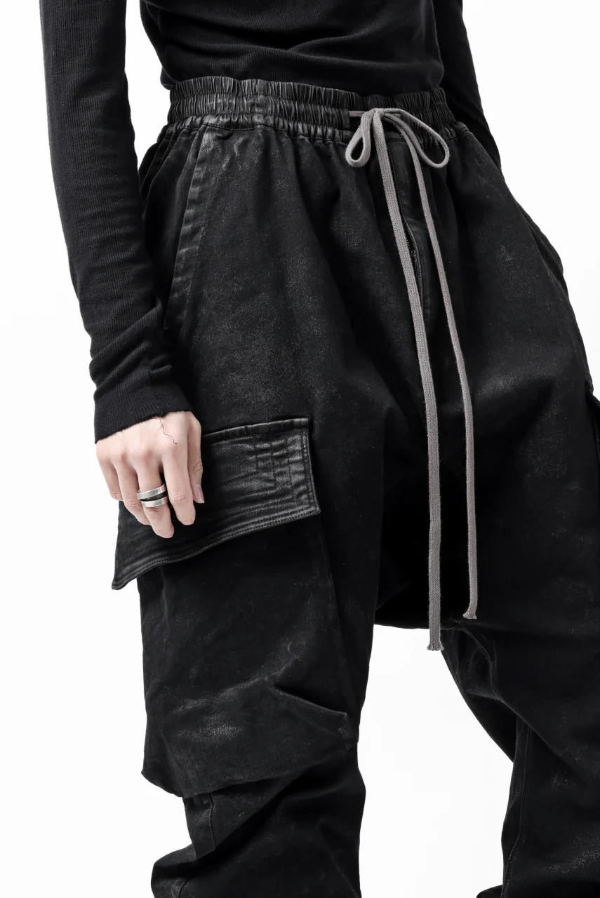 A.F ARTEFACT COATED EASY SARROUEL CARGO PANTS / HI-STRETCH DENIM (BLACK) - Image 22