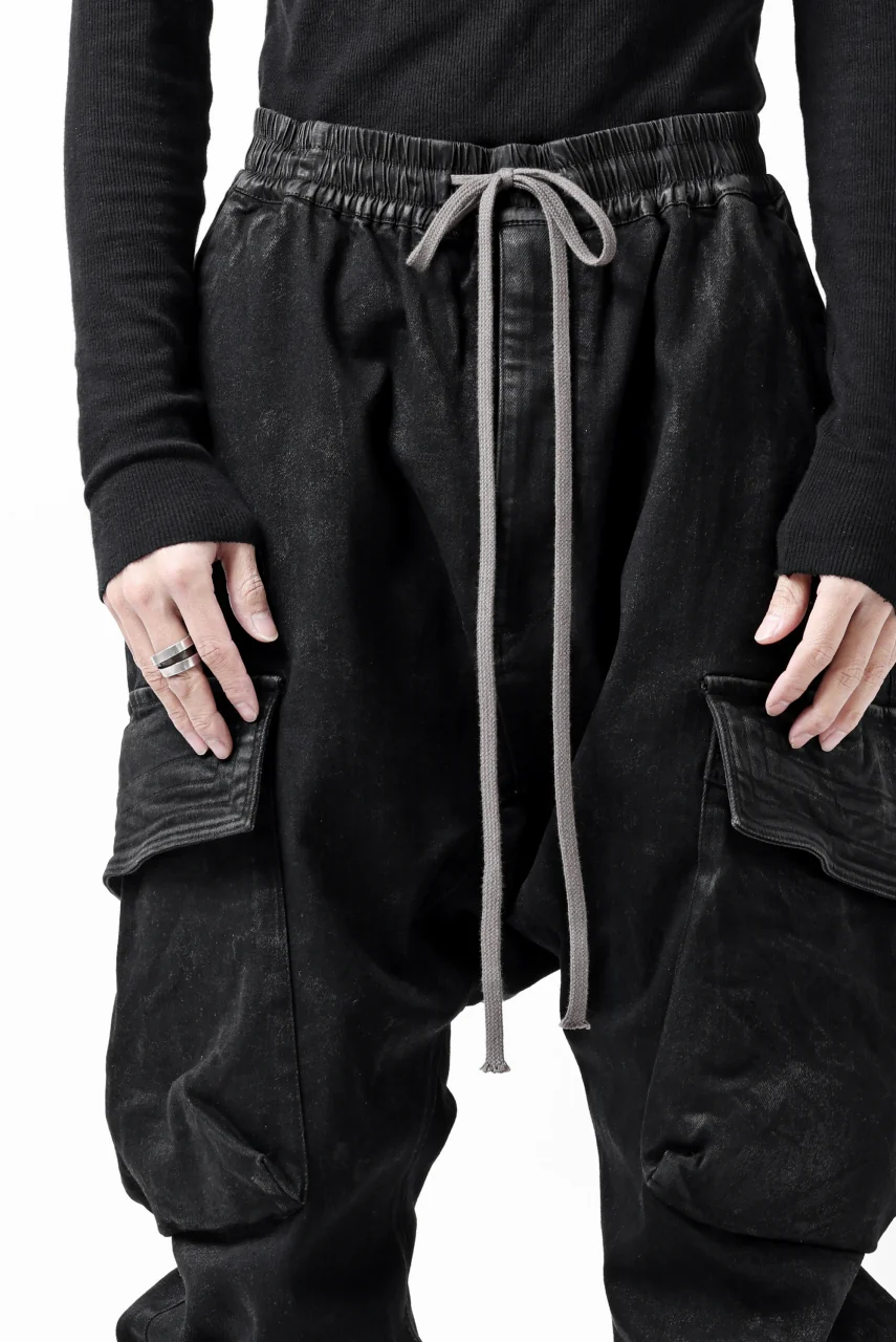 A.F ARTEFACT COATED EASY SARROUEL CARGO PANTS / HI-STRETCH DENIM (BLACK) - Image 23