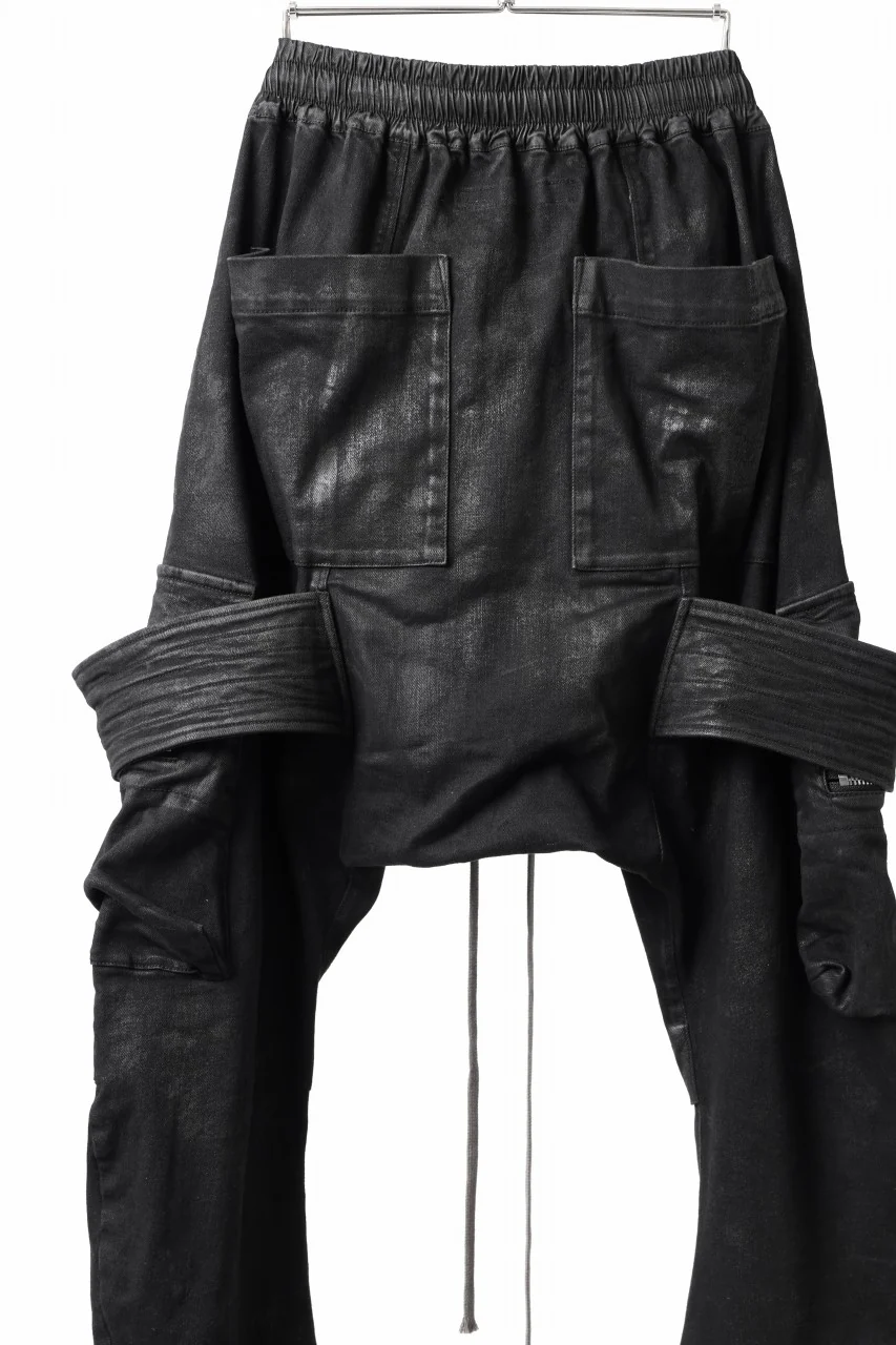 A.F ARTEFACT COATED FLAP-DETAIL SLIM CARGO PANTS / HI-STRETCH DENIM (BLACK) - Image 26