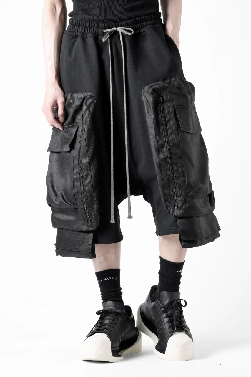 A.F ARTEFACT COMBINED DROPCROTCH CARGO SHORTS (BLACK) - Image 9