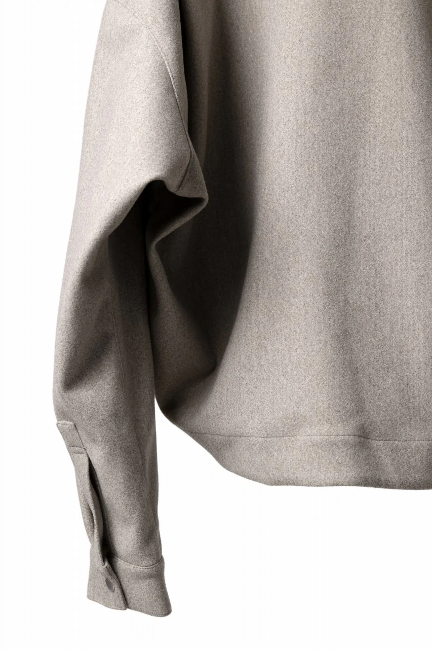 A.F ARTEFACT CROPPED SHIRT JACKET / KNIT JERSEY (BEIGE) - Image 12