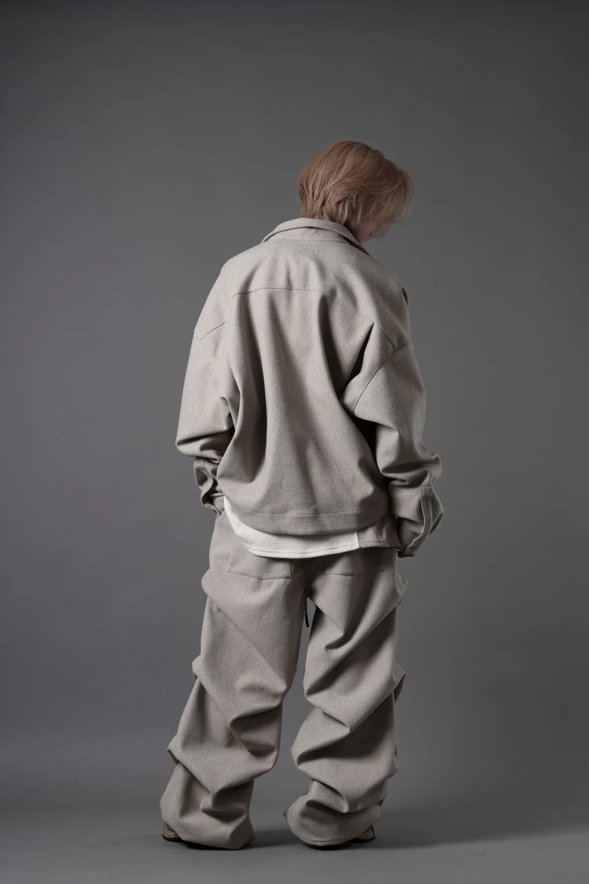 A.F ARTEFACT CROPPED SHIRT JACKET / KNIT JERSEY (BEIGE) - Image 23