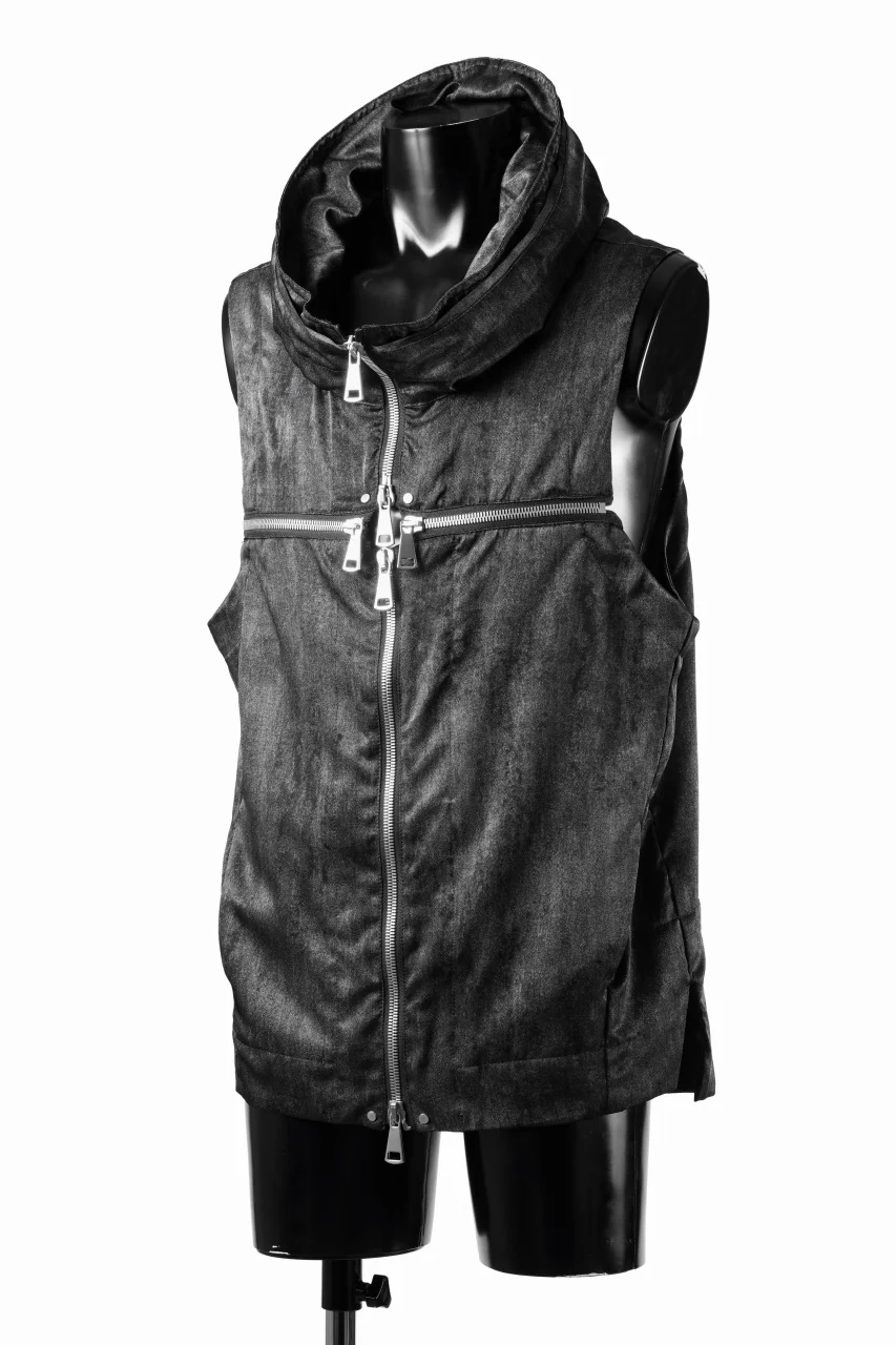 A.F ARTEFACT CROSS ZIP VEST / UNEVEN TEXTURE (BLACK) - Image 4