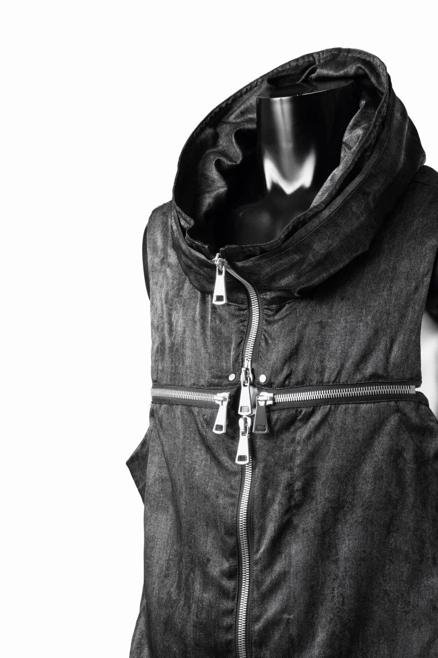 A.F ARTEFACT CROSS ZIP VEST / UNEVEN TEXTURE (BLACK) - Image 7