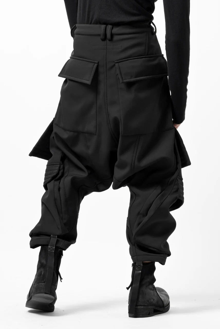 A.F ARTEFACT D-CLOTCH BIG CARGO CROPPED PANTS / BONDING NYLON x FLEECE (BLACK) - Image 4