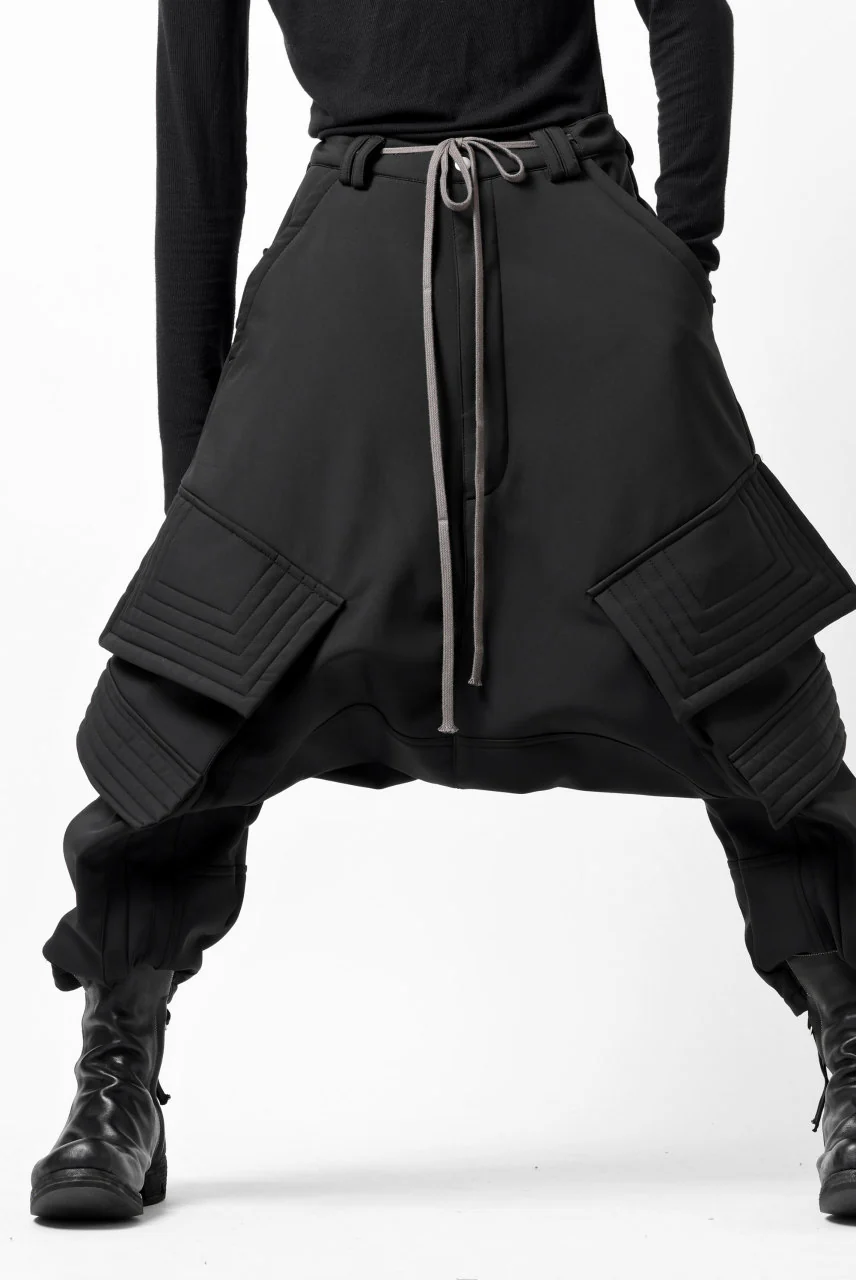 A.F ARTEFACT D-CLOTCH BIG CARGO CROPPED PANTS / BONDING NYLON x FLEECE (BLACK) - Image 6