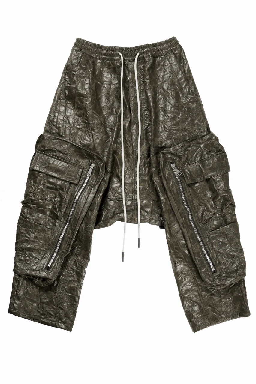 A.F ARTEFACT DROPCLOTCH WIDE PANTS / WASHER SYNTHETIC LEATHER (KHAKI)