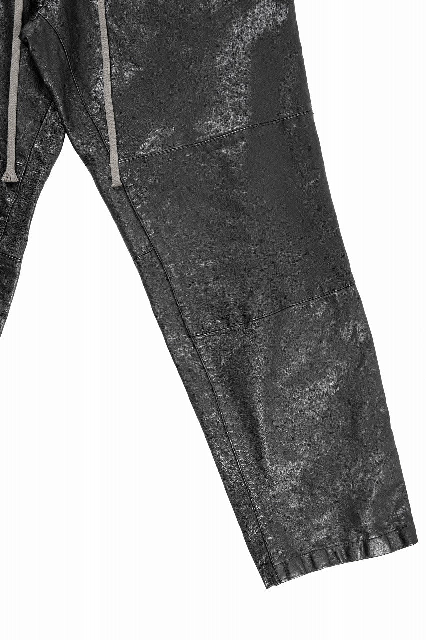 A.F ARTEFACT EASY SAROUEL WIDE PANTS / GOAT LEATHER (BLACK) - Image 4