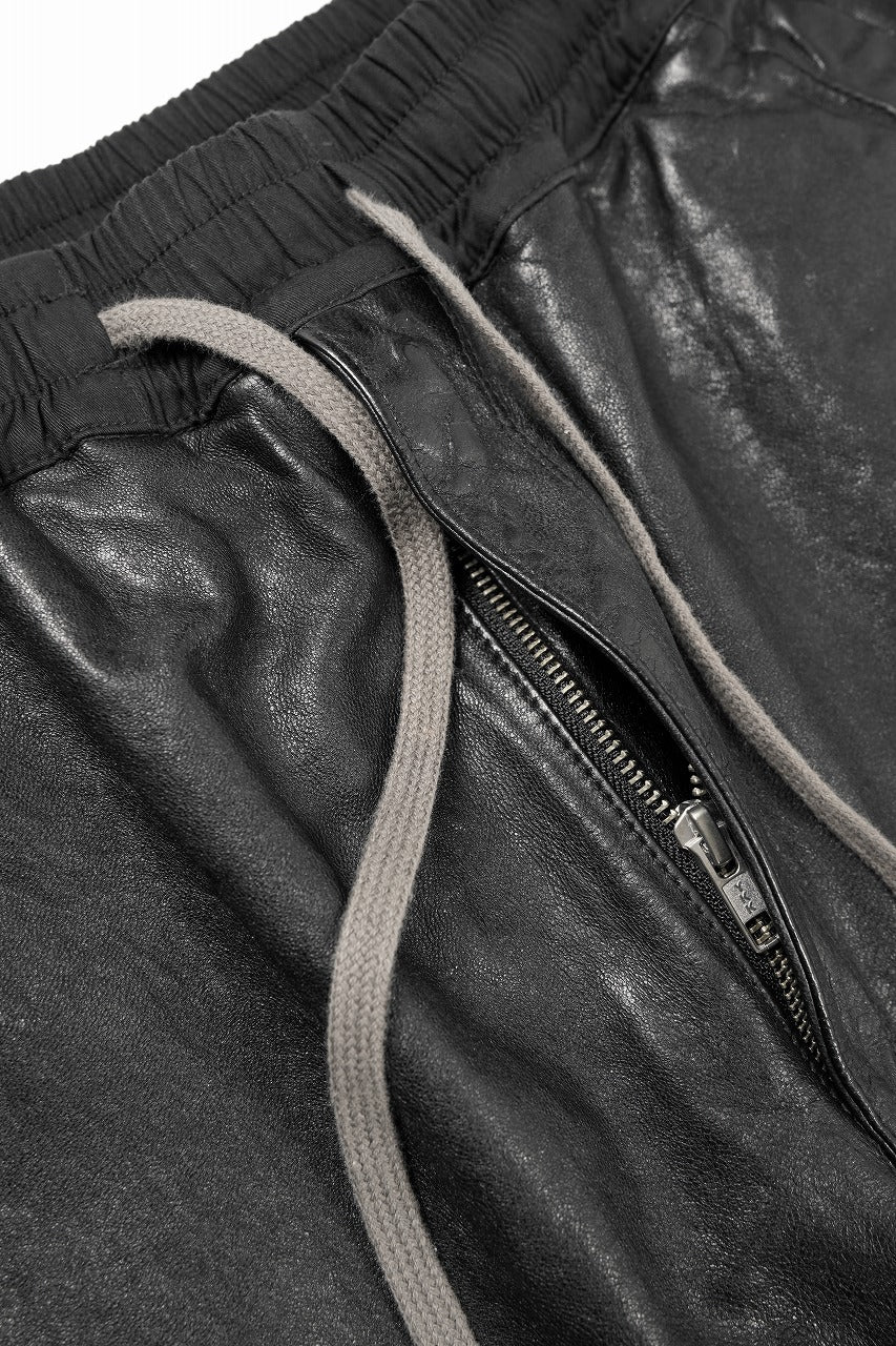 A.F ARTEFACT EASY SAROUEL WIDE PANTS / GOAT LEATHER (BLACK) - Image 6