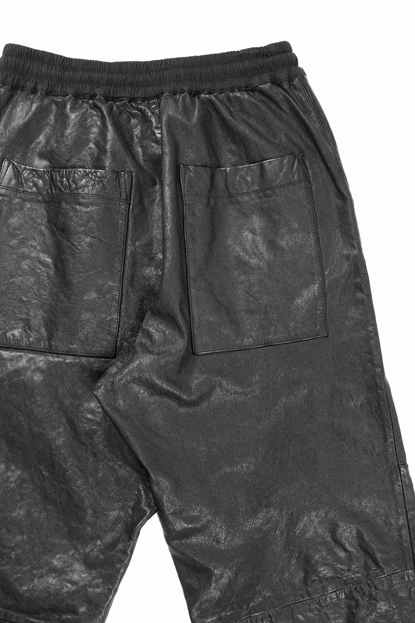 A.F ARTEFACT EASY SAROUEL WIDE PANTS / GOAT LEATHER (BLACK) - Image 7