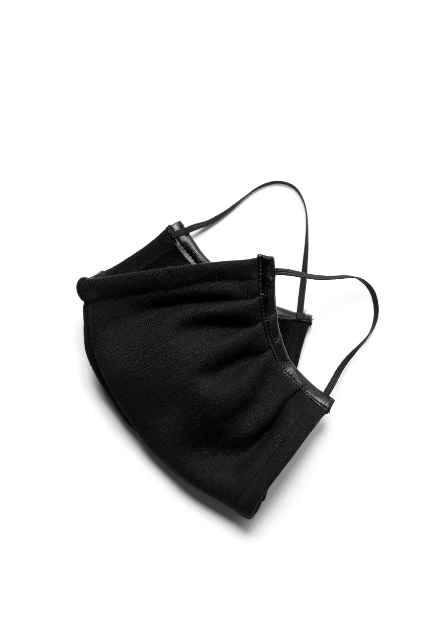 A.F ARTEFACT exclusive COVERED FACE MASK (BLACK PLAIN STITCH)