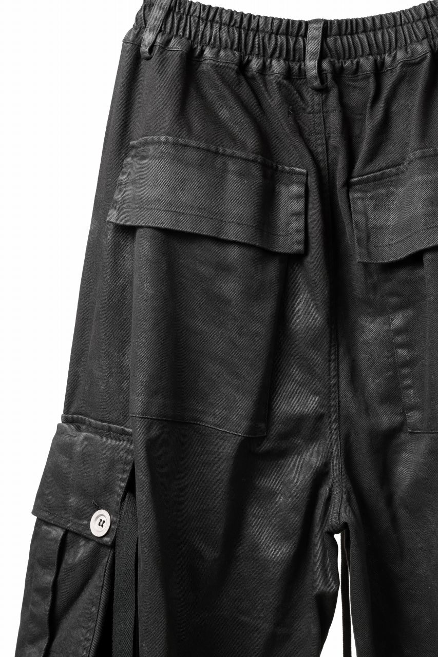 A.F ARTEFACT EXTREME WIDE CARGO PANTS / COATING TWILL (BLACK) - Image 11