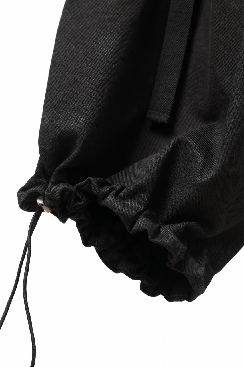 A.F ARTEFACT EXTREME WIDE CARGO PANTS / COATING TWILL (BLACK) - Image 14