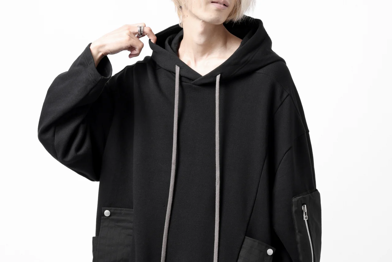 A.F ARTEFACT FLAP-DETAIL COMBINATION HOODIE / COTTON SWEAT (BLACK) - Image 18