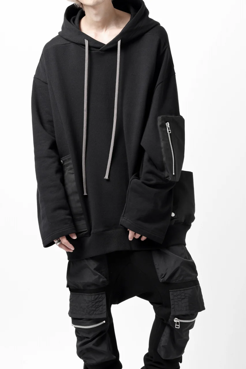 A.F ARTEFACT FLAP-DETAIL COMBINATION HOODIE / COTTON SWEAT (BLACK) - Image 7