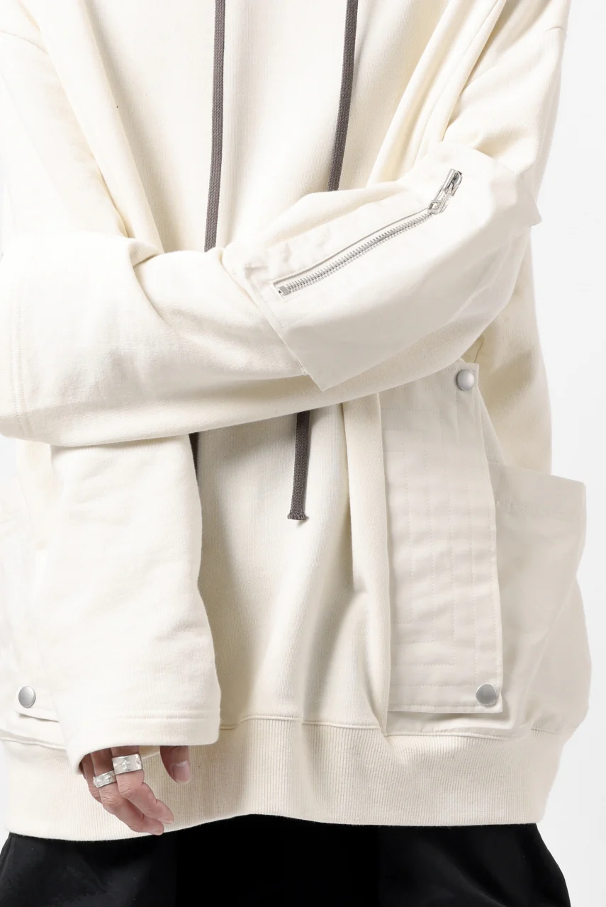 A.F ARTEFACT FLAP-DETAIL COMBINATION HOODIE / COTTON SWEAT (IVORY) - Image 15