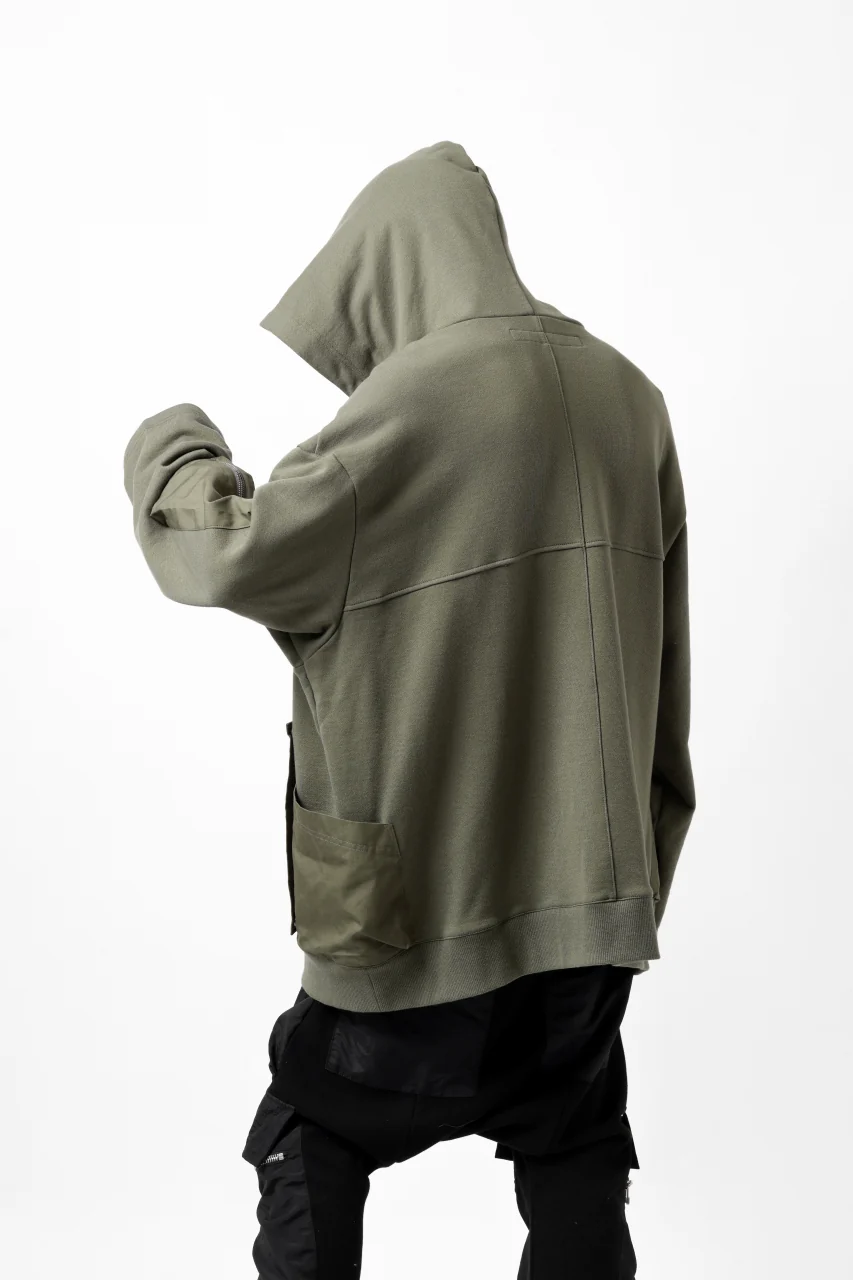 A.F ARTEFACT FLAP-DETAIL COMBINATION HOODIE / COTTON SWEAT (KHAKI) - Image 10