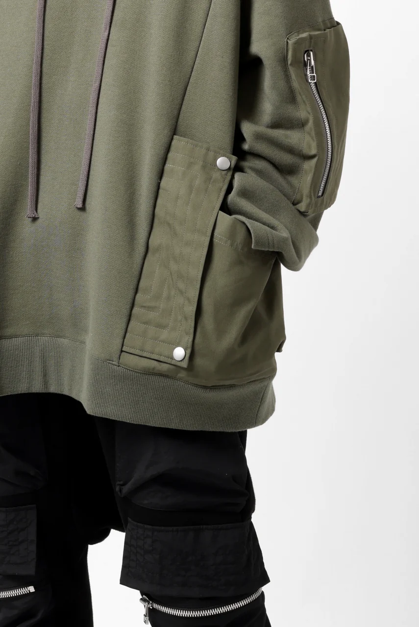 A.F ARTEFACT FLAP-DETAIL COMBINATION HOODIE / COTTON SWEAT (KHAKI) - Image 14