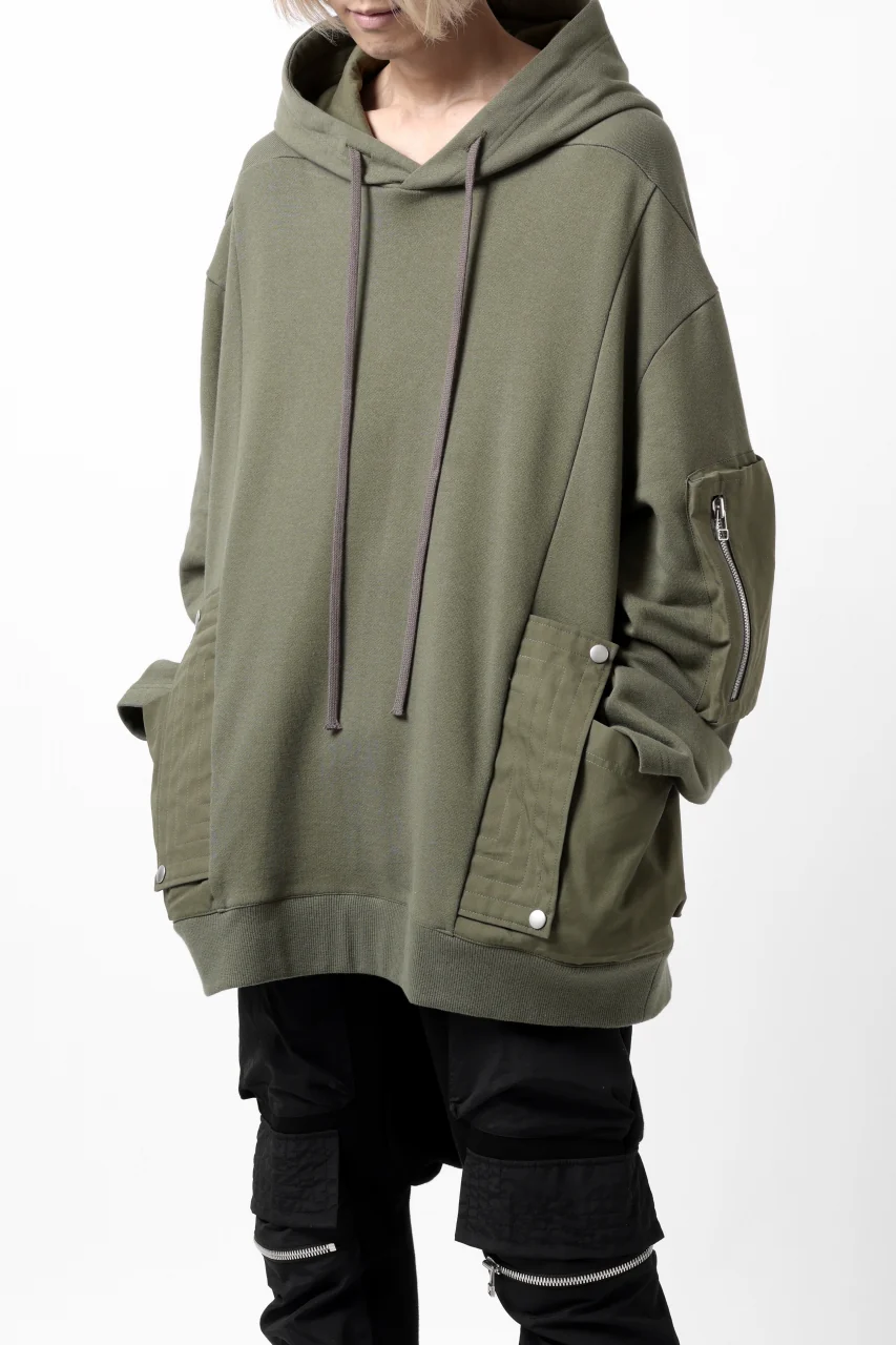 A.F ARTEFACT FLAP-DETAIL COMBINATION HOODIE / COTTON SWEAT (KHAKI) - Image 3
