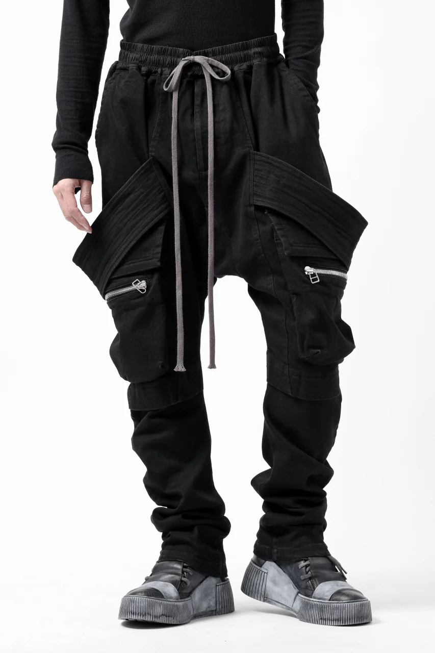 A.F ARTEFACT FLAP-DETAIL SLIM CARGO PANTS / HI-STRETCH DENIM (BLACK) - Image 18