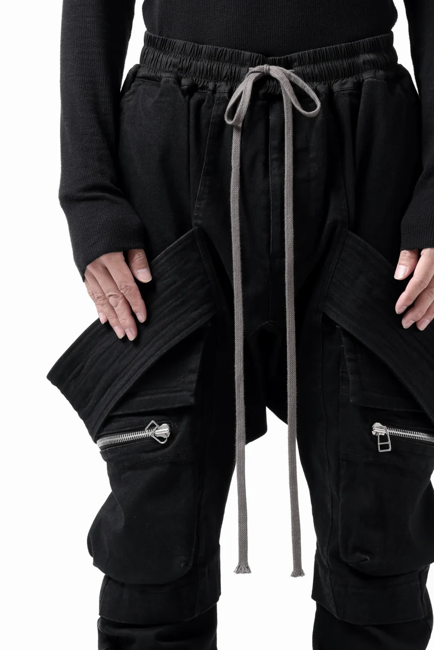 A.F ARTEFACT FLAP-DETAIL SLIM CARGO PANTS / HI-STRETCH DENIM (BLACK) - Image 31
