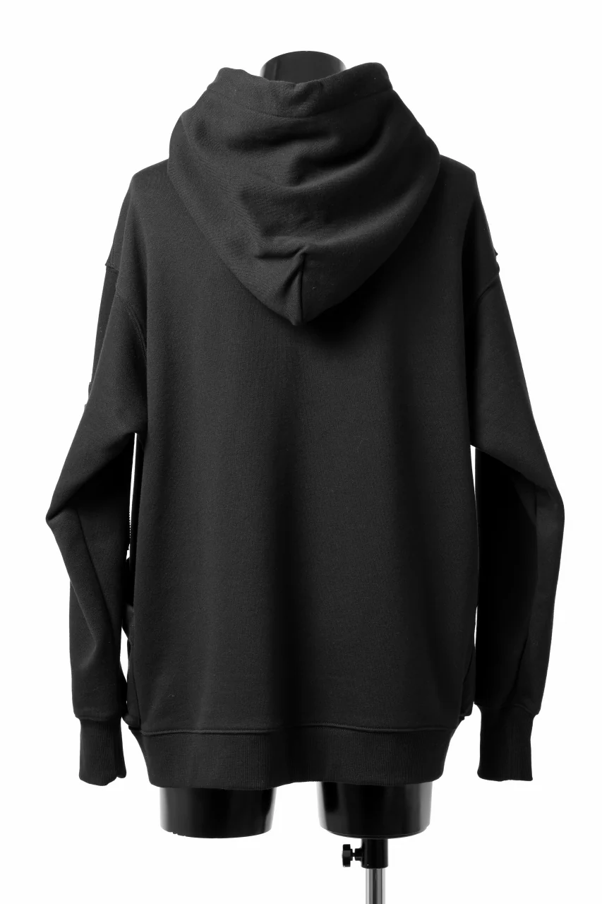 A.F ARTEFACT FLAP-DETAIL SWEAT HOODIE (BLACK) - Image 11