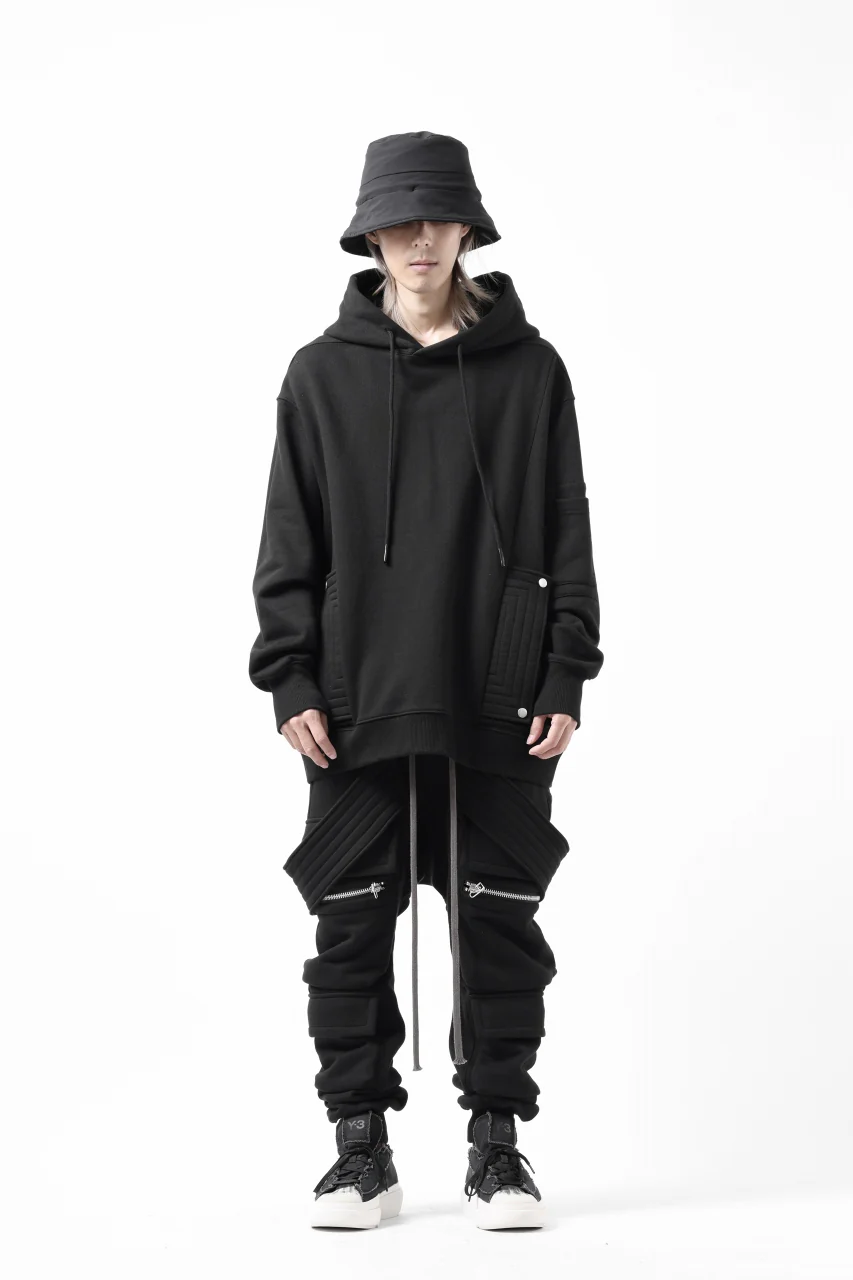A.F ARTEFACT FLAP-DETAIL SWEAT HOODIE (BLACK) - Image 15