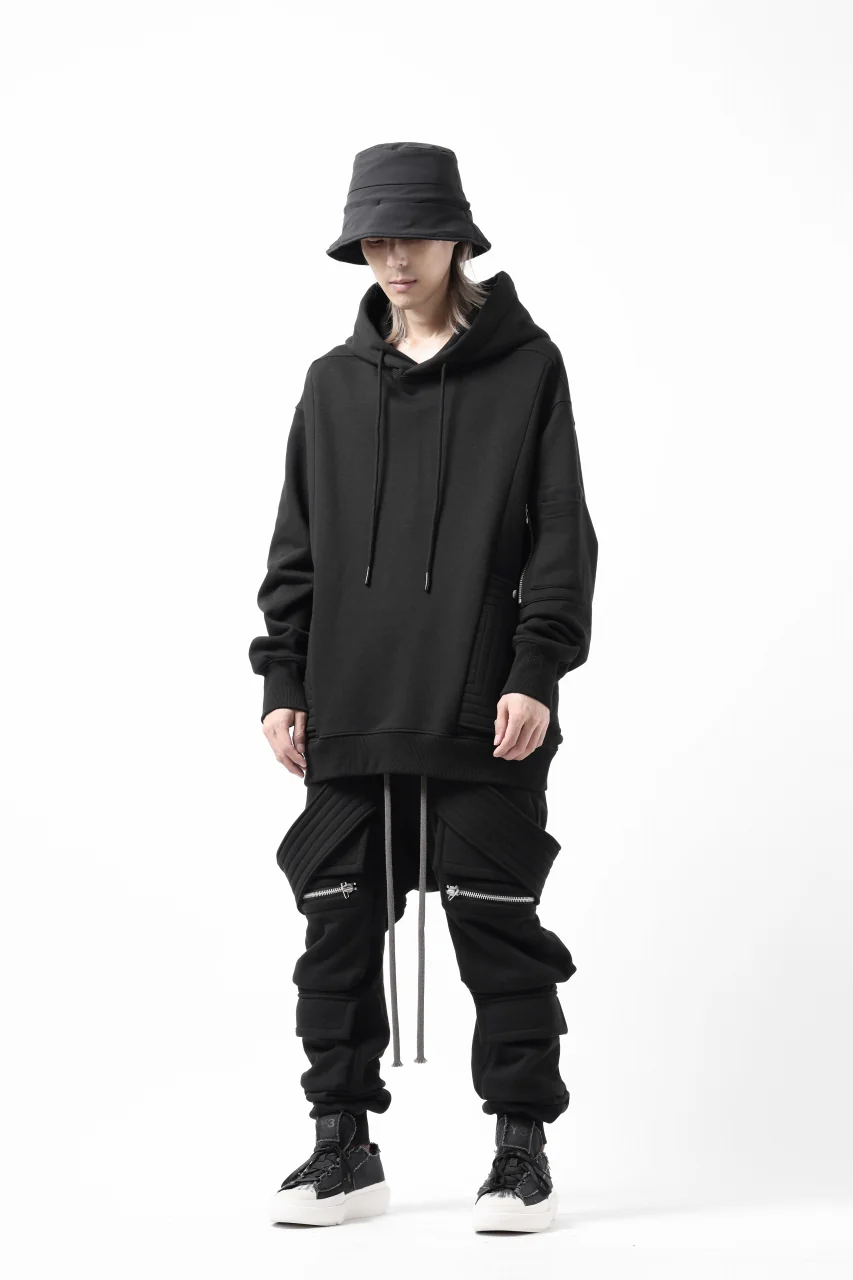 A.F ARTEFACT FLAP-DETAIL SWEAT HOODIE (BLACK) - Image 20