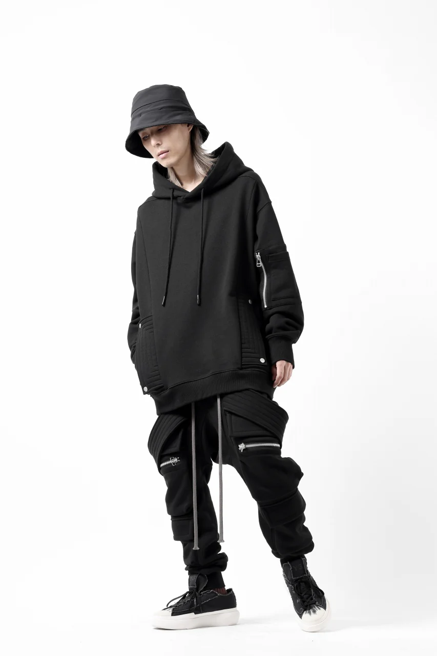 A.F ARTEFACT FLAP-DETAIL SWEAT HOODIE (BLACK) - Image 23