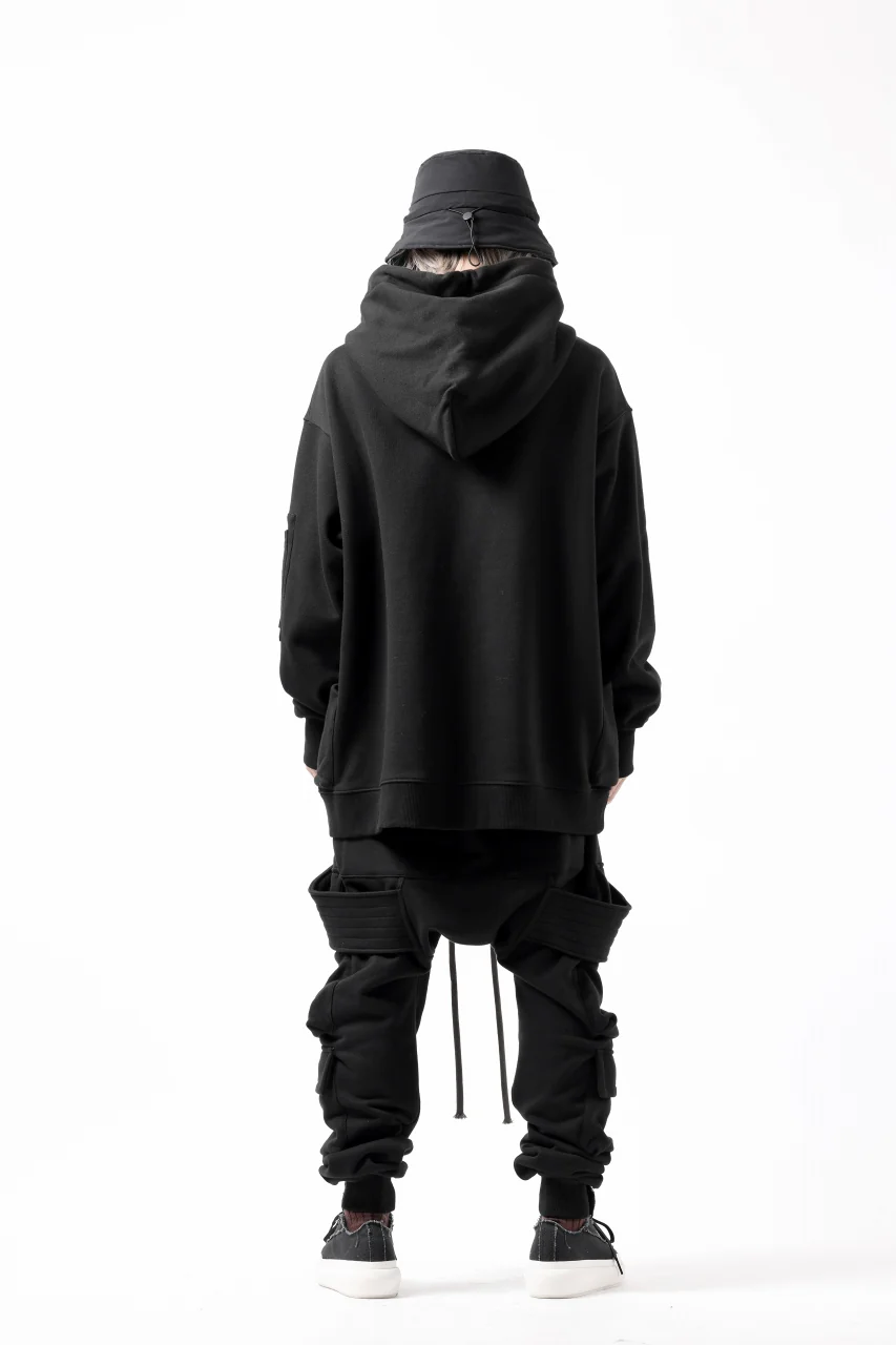 A.F ARTEFACT FLAP-DETAIL SWEAT HOODIE (BLACK) - Image 26