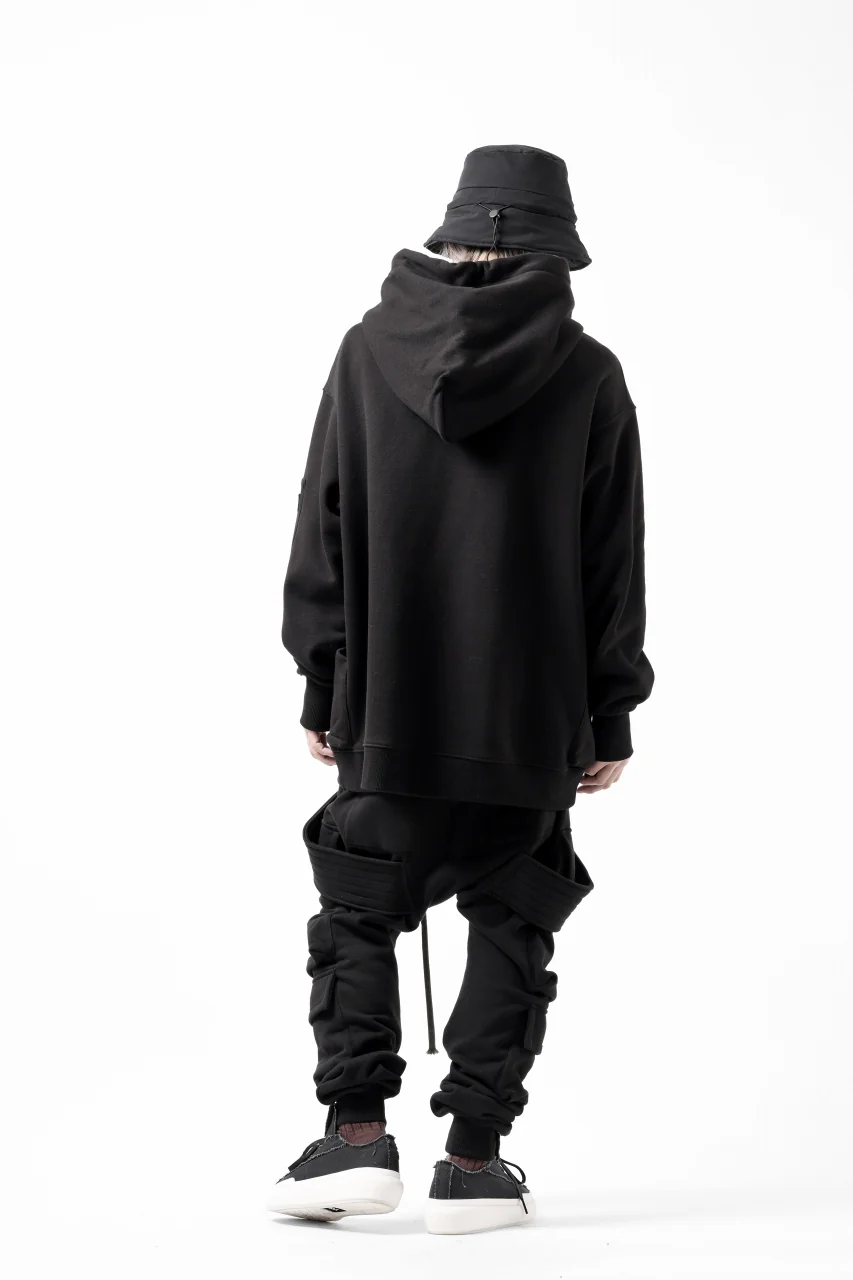 A.F ARTEFACT FLAP-DETAIL SWEAT HOODIE (BLACK) - Image 30