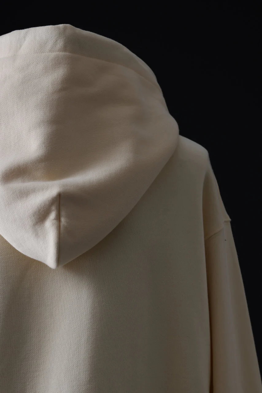 A.F ARTEFACT FLAP-DETAIL SWEAT HOODIE (CREAM) - Image 10