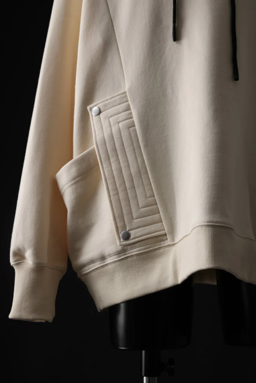 A.F ARTEFACT FLAP-DETAIL SWEAT HOODIE (CREAM) - Image 7