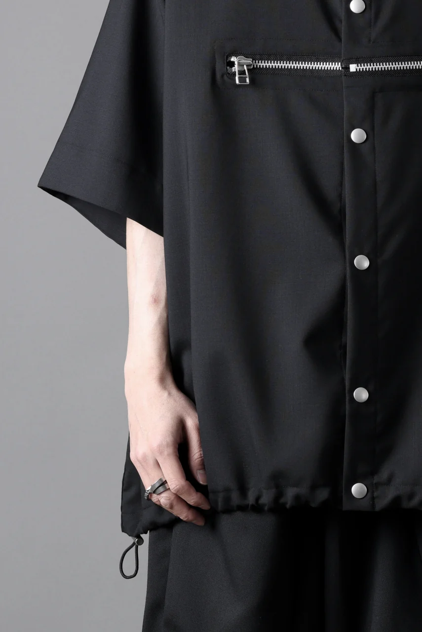 A.F ARTEFACT FRONT ZIP SQUEEZING SHIRT / TROPICAL WOOL (BLACK) - Image 25