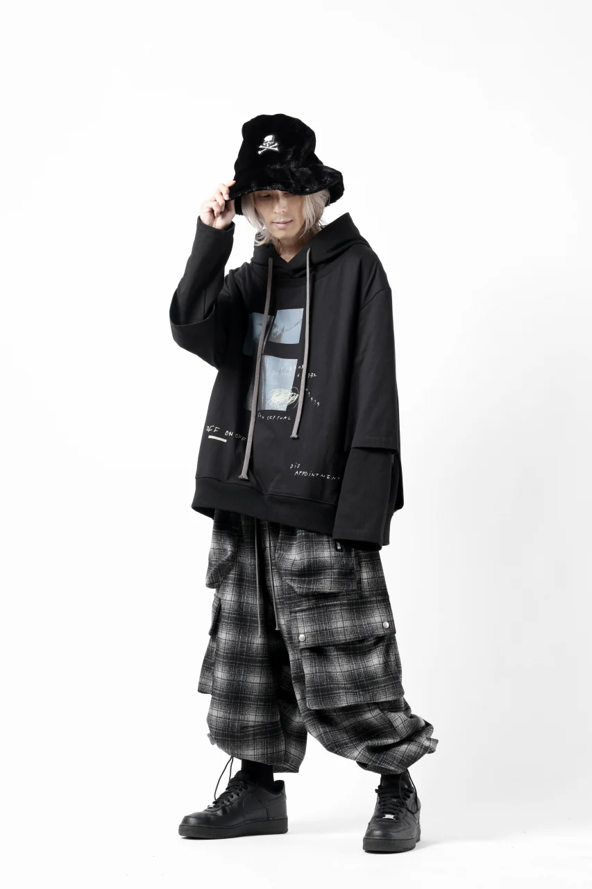 A.F ARTEFACT HEM-STRING WIDE CARGO PANTS / OMBRE FLANNEL(BLACK x WHITE) - Image 27