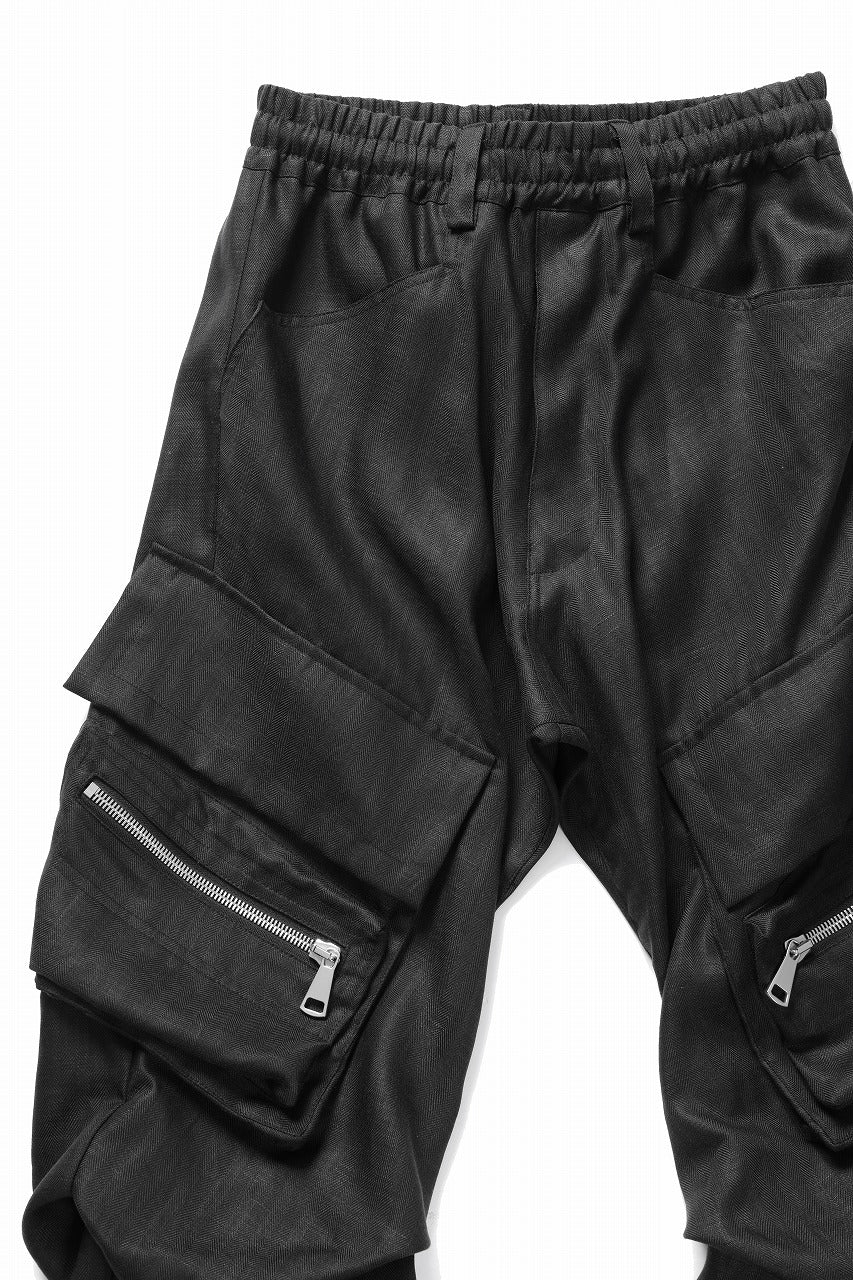 A.F ARTEFACT HERRINGBONE LINEN CARGO TUCK BAGGY PANTS (BLACK) - Image 5