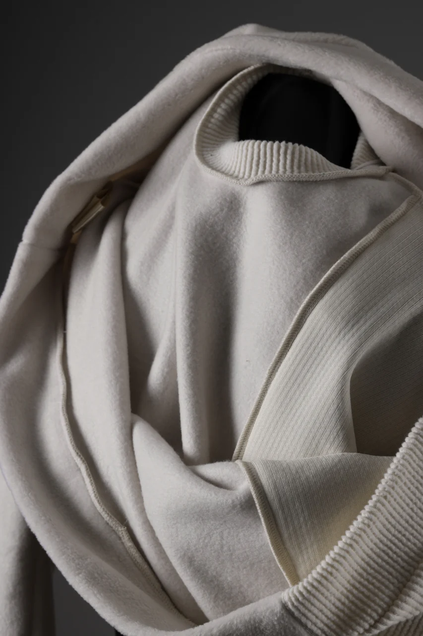A.F ARTEFACT KNIT CORDUROY COMBI FLEECE TOP (IVORY) - Image 13